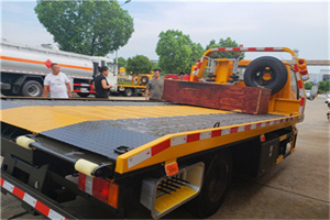 双塔区附近拖车电话号码服务